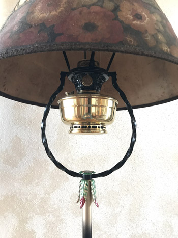 Restored 1929 Aladdin Lamp Known As The Aladdin 1251